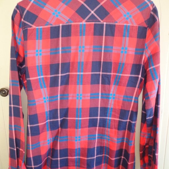 NWOT J. CREW Perfect Fit Plaid Shirt M Button Down Long Sleeves Red Navy Blue - Picture 12 of 12